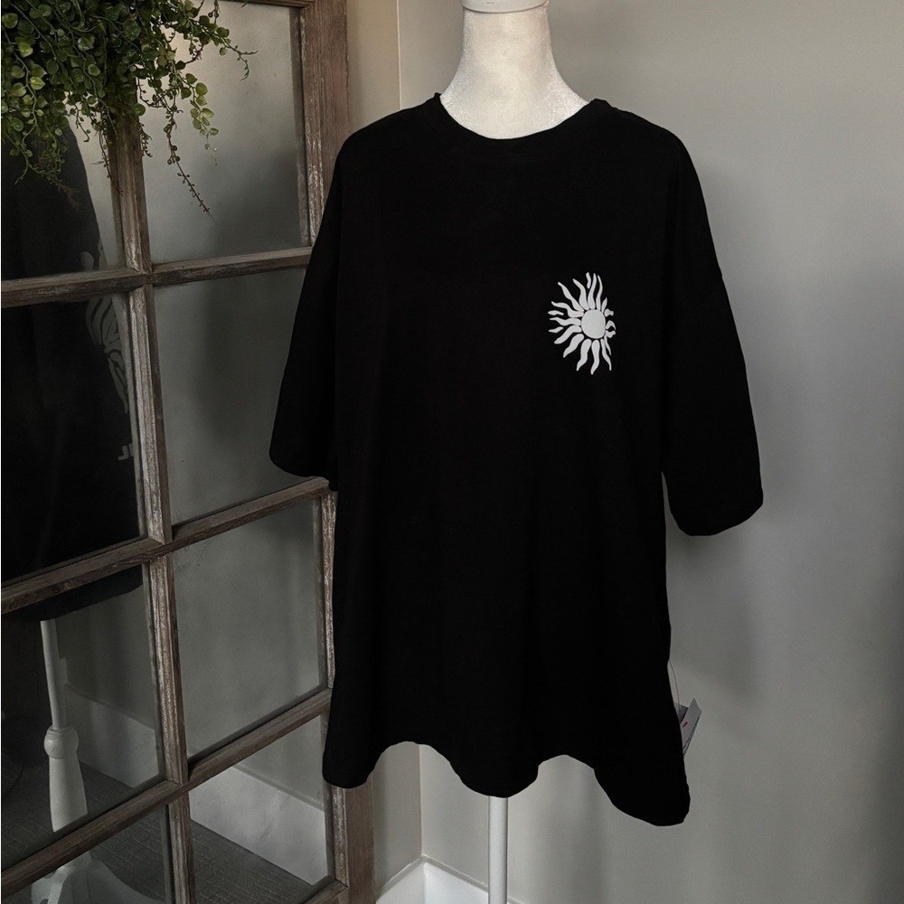 ASOS DESIGN Oversized T-Shirt with Graphic Floral Back in Black - Size L